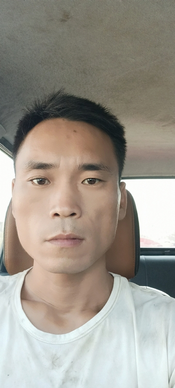 石头的第一张照片--襄阳王婆说媒